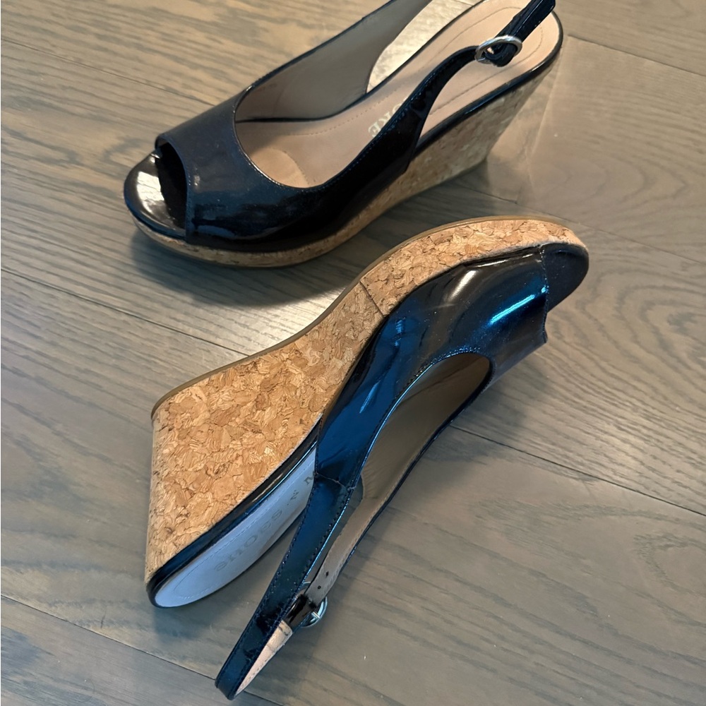 Shoes & More Black Slingback Peep-Toe Wedges